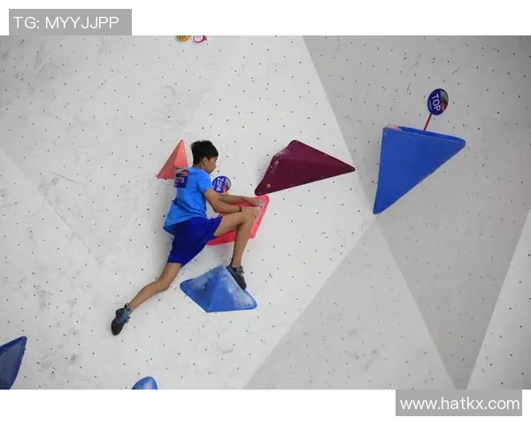 攀岩联赛点评：北京滑板队展现出卓越灵活性与团队协作能力