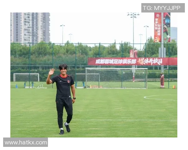 成都足球队在足球意识排行榜中荣登第七名展现出强大实力与潜力 成都足球队在足球意识排行榜中荣登第七名展现出强大实力与潜力