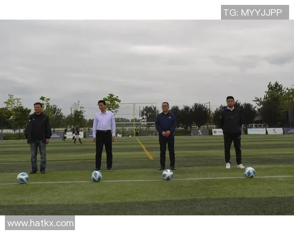 西安足球队个人能力提升的关键因素与发展路径探讨