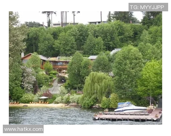 足球明星豪宅全景展示揭秘他们的奢华生活与独特品味